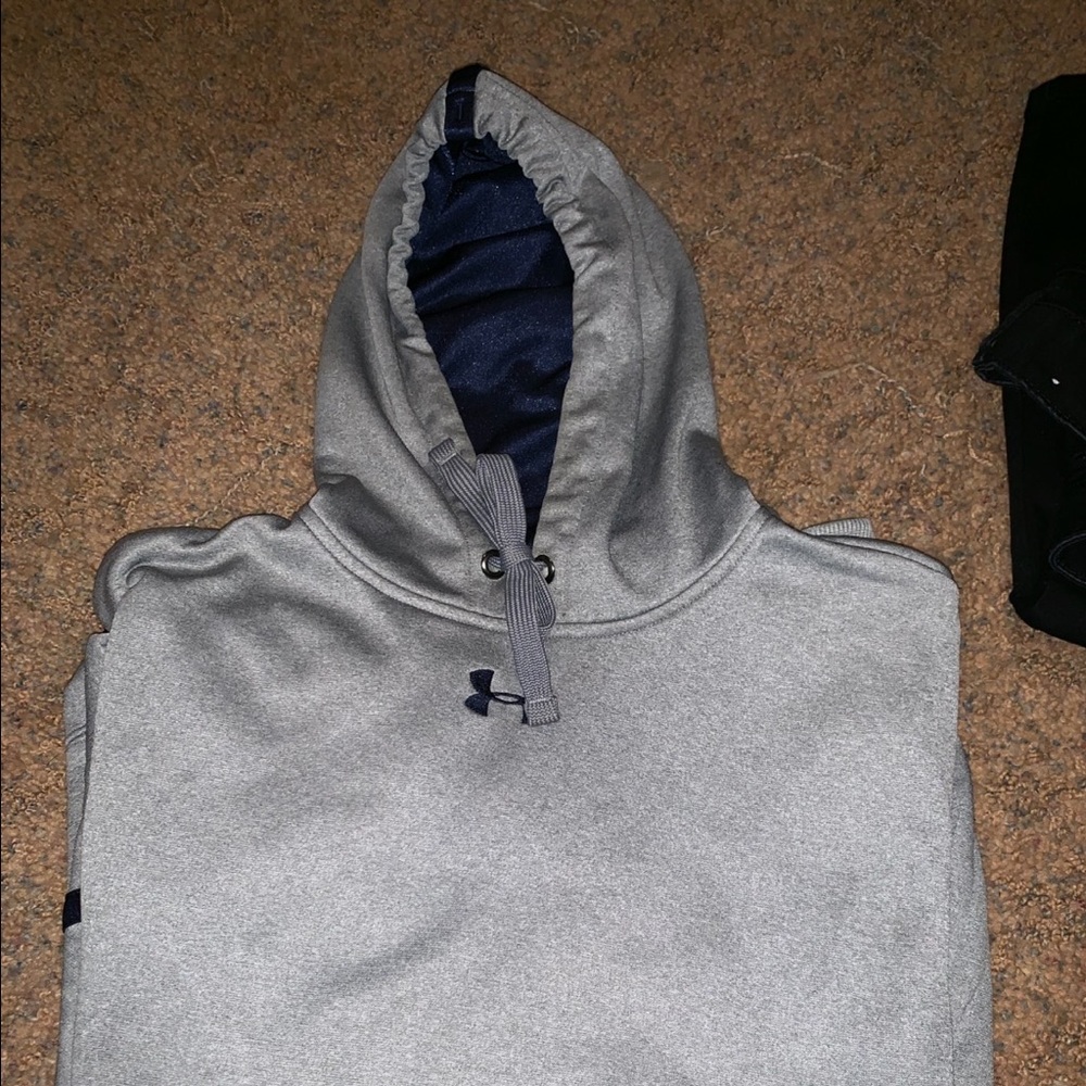 Under Armour Hoodie
